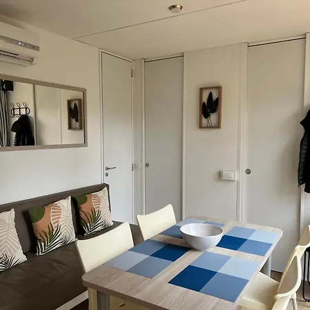 Luxueux Mobil-home Au Calme - 6 Pers - 3 Ch - 2 Sdb *